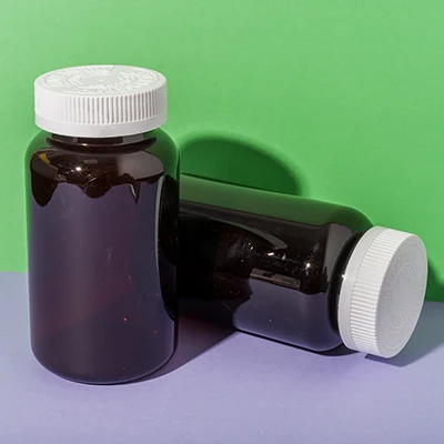 Bote ámbar de PET de 420 ml para complementos alimenticios, SKU UKH035