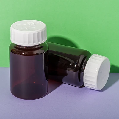 Bote ámbar de PET para cápsulas de vitamina E, SKU UKH043