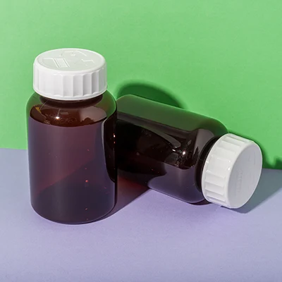 Bote de PET ámbar oscuro para vitamina C, SKU UKH045
