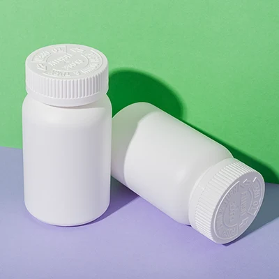 Bote blanco de HDPE de 200 ml para vitaminas, SKU UKH011