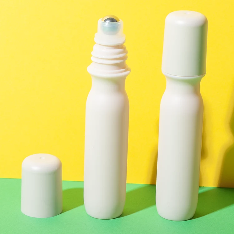 Botella roll-on de PP de 20 ml con bola metálica – vista 1