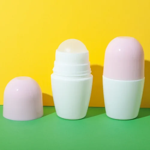 Botella roll-on de PP de 50 ml con perfil cónico redondeado – vista 1