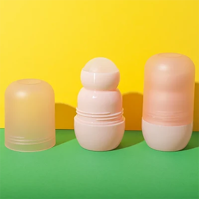 envase aplicador roll-on compacto y redondeado de plástico PP de 50 ml - 6