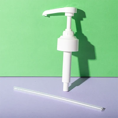 Bomba dosificadora de 5 ml para sirope, compatible con cuellos universales