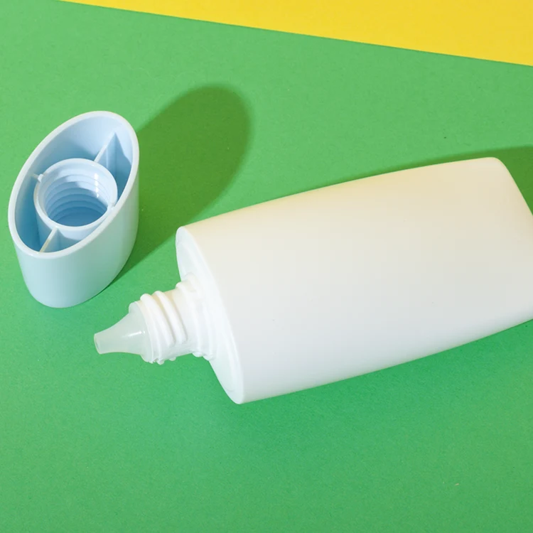 Envase tottle curvo de HDPE de 30 y 50 ml – vista 2