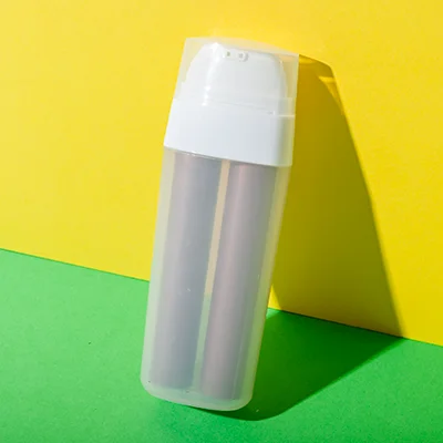 Envase airless cosmético con bomba de PP de doble cámara de 15 ml + 15 ml Envase airless cosmético con bomba de PP de doble cámara de 15 ml + 15 ml
