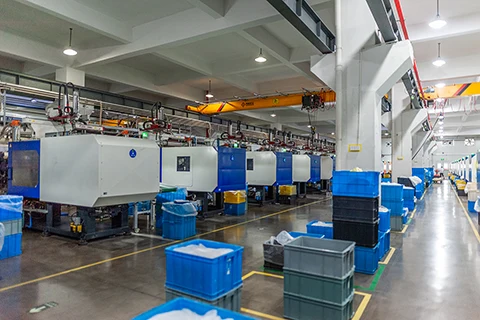Taller de moldeo por inyección UKPACK UKPACK injection molding workshop - 1