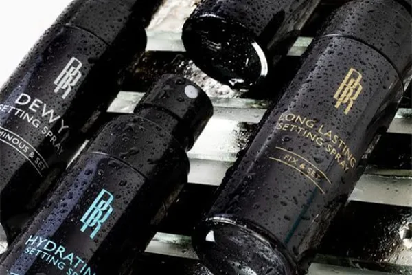Black Radiance, colección de sprays fijadores con envase spray cosmético de 60 ml