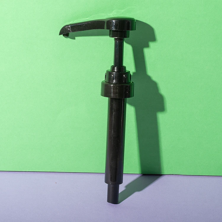 Bomba dosificadora de 5 ml para aromas, rosca 28/400 — vista lateral