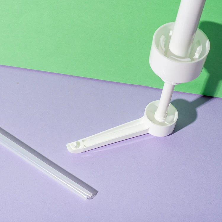 Bomba dosificadora MD de 8 ml para sirope, compatible con cuellos universales — vista del conjunto