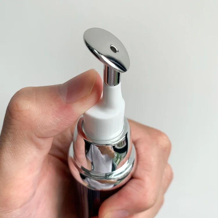 15ml Airless Eye Cream Bottle With Metal Massager Tip - vista 7