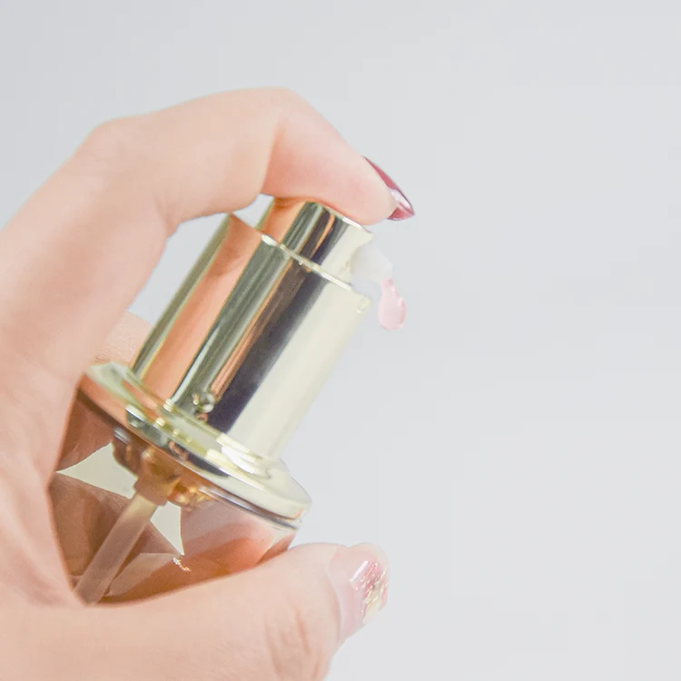 Luxury Essence Water Bottle 50ml 150ml 200ml for Low-viscosity Skincare Products - vista 7
