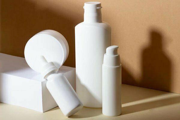 blanca pp botellas cosméticas and jars — imagen 2 white pp cosmetic bottles and jars